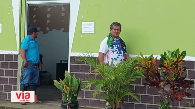Dificultan labor de prensa en el canchón municipal Morales Dificultan labor de prensa en el canchón municipal Morales