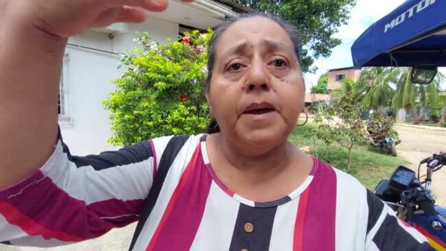 Denuncian desinterés de EMAPA ante colapso de desagüe que afecta ocho viviendas