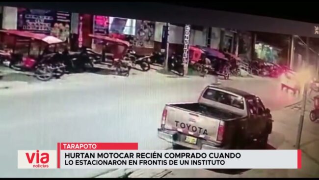 Hurtan motocar recién comprado cuando lo estacionaron en frontis de un instituto Hurtan motocar recién comprado cuando lo estacionaron en frontis de un instituto