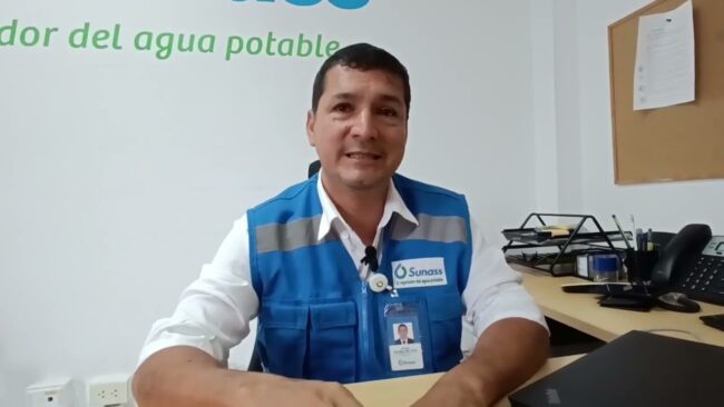 Personal de la SUNASS interviene para solucionar colapso de desagüe en Tarapoto