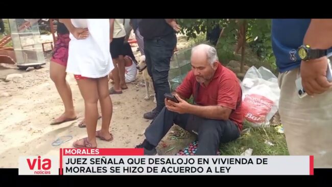 Vecinos intentan evitar desalojo de una familia en la parte baja de Tarapoto