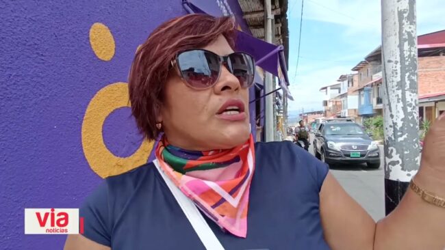 Vecinos respaldan a la familia que fue desalojada en el barrio Huayco de Tarapoto
