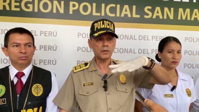 Jefe de la región policial detalla detención de 2 policías por asalto a agente bancario