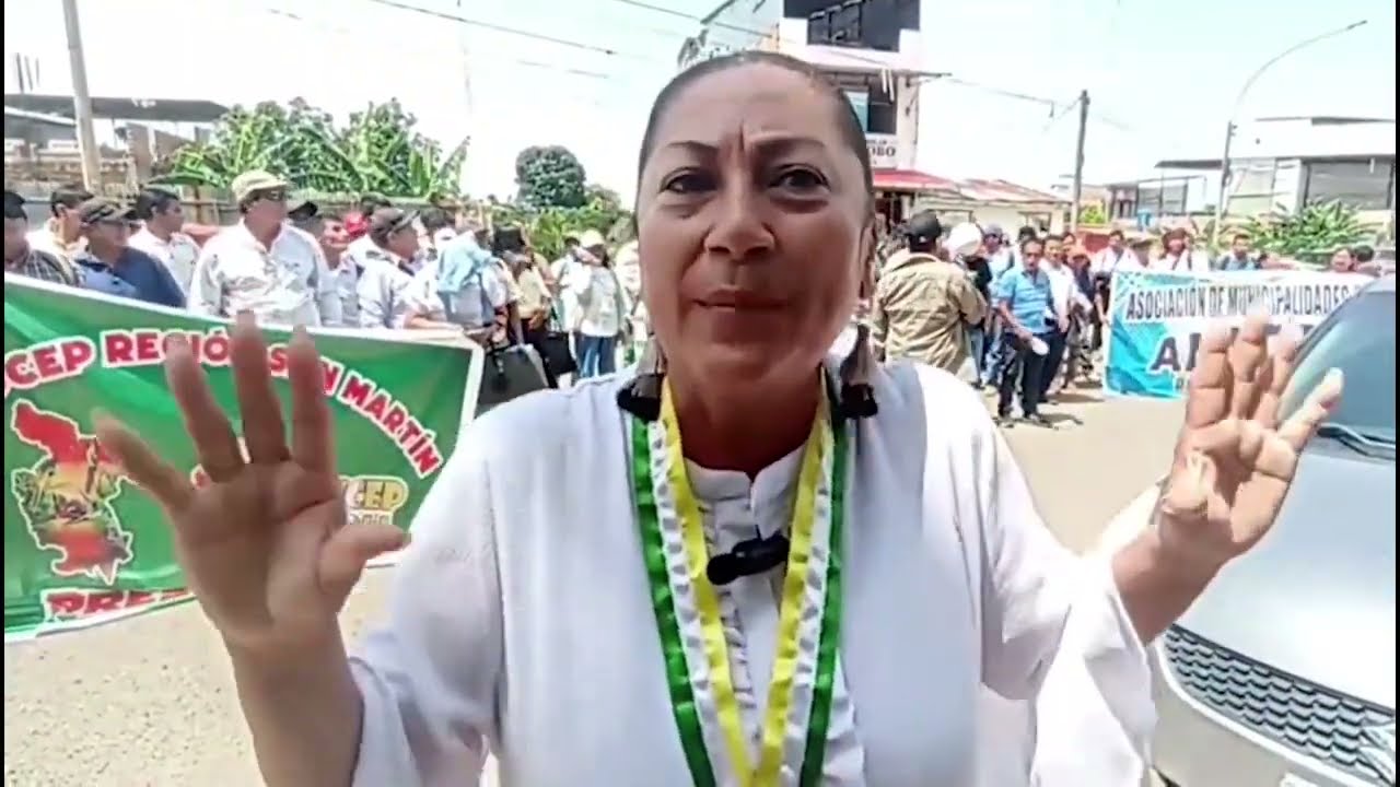 Alcaldes de centros poblados protestan exigiendo mayor presupuesto al Gobierno Regional Alcaldes de centros poblados protestan exigiendo mayor presupuesto al Gobierno Regional